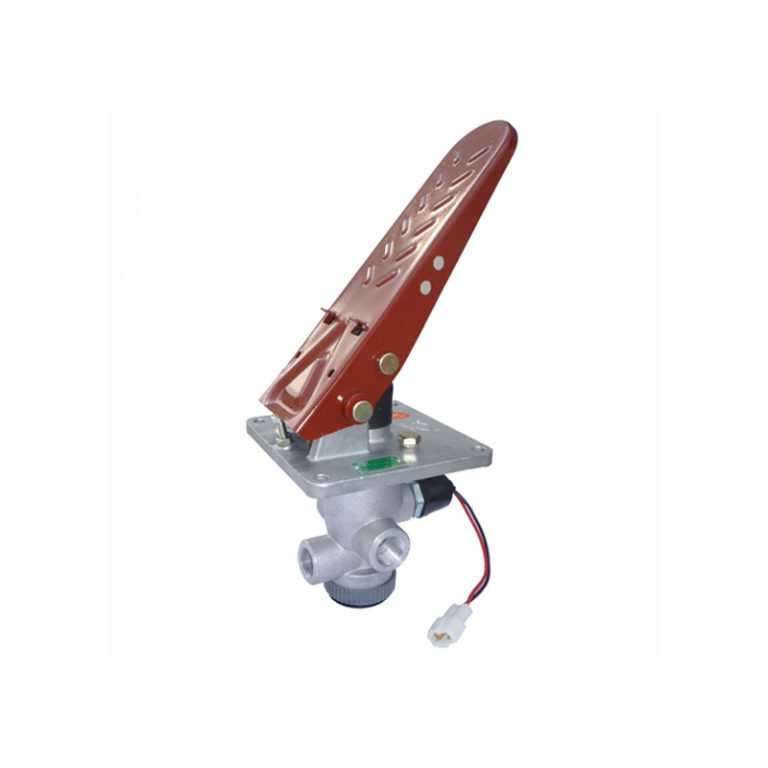 سوپاپ-یا-پدال-ترمز-4-سوراخ-لودر-چینی-ZL50-768x768